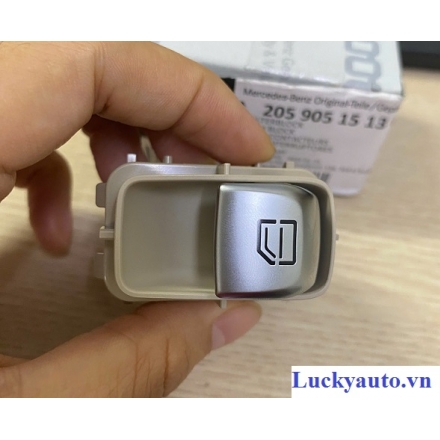 Công tắc lên xuống kính xe Mercedes GLC 250 4MATIC 2018_ 205 905 15 13 8R73